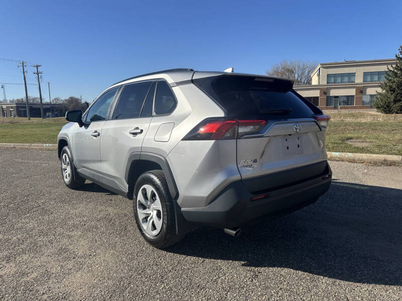 2021 Toyota RAV4 LE