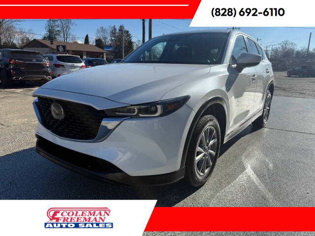 2022 Mazda CX-5 S Preferred package's photo