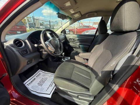 2017 Nissan Versa 1.6 SV