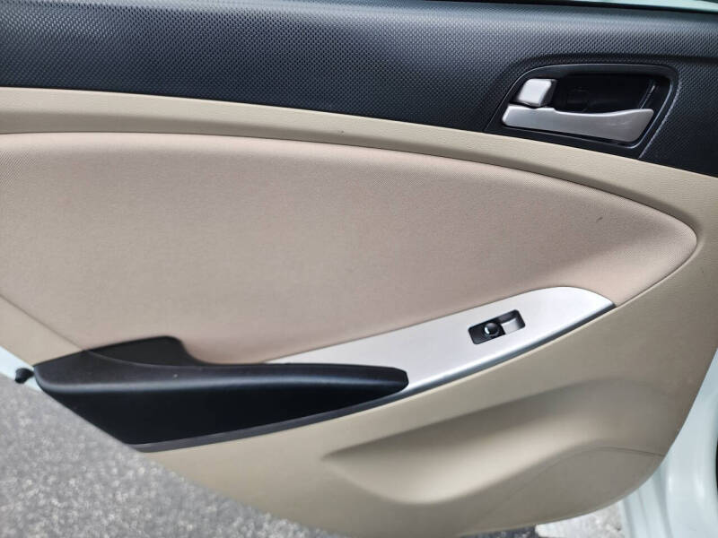 2017 Hyundai Accent