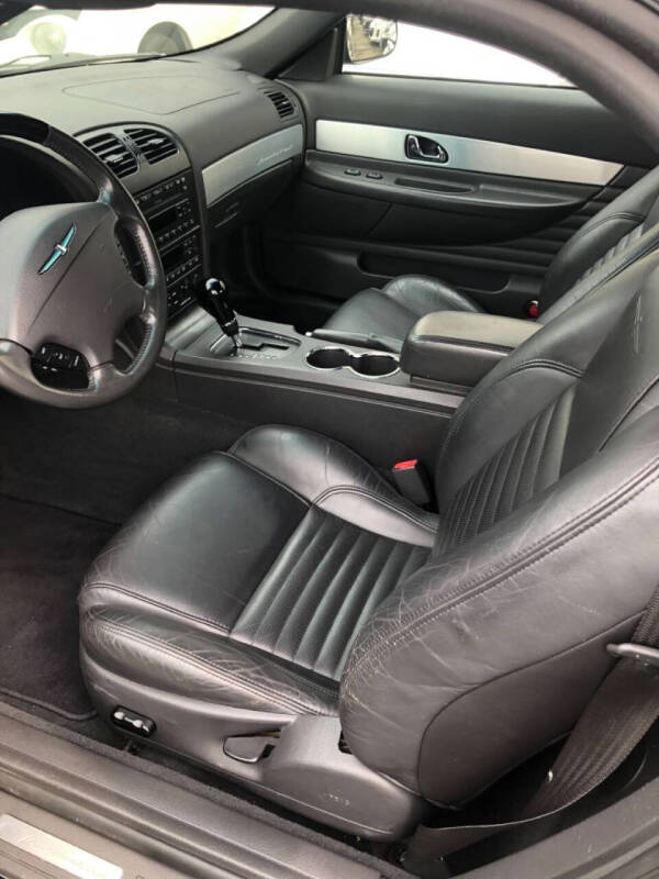 2002 Ford Thunderbird Deluxe