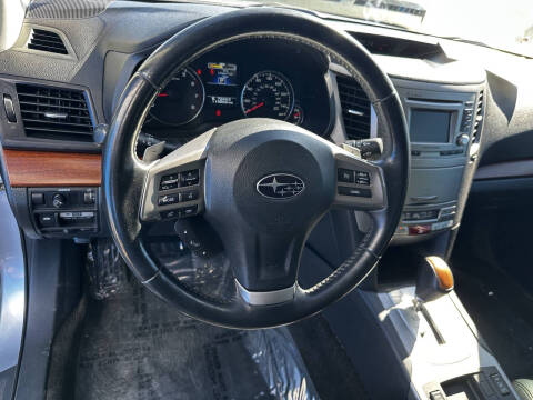 2013 Subaru Outback 2.5i Limited