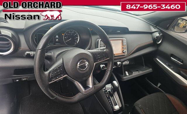 2020 Nissan Kicks SR