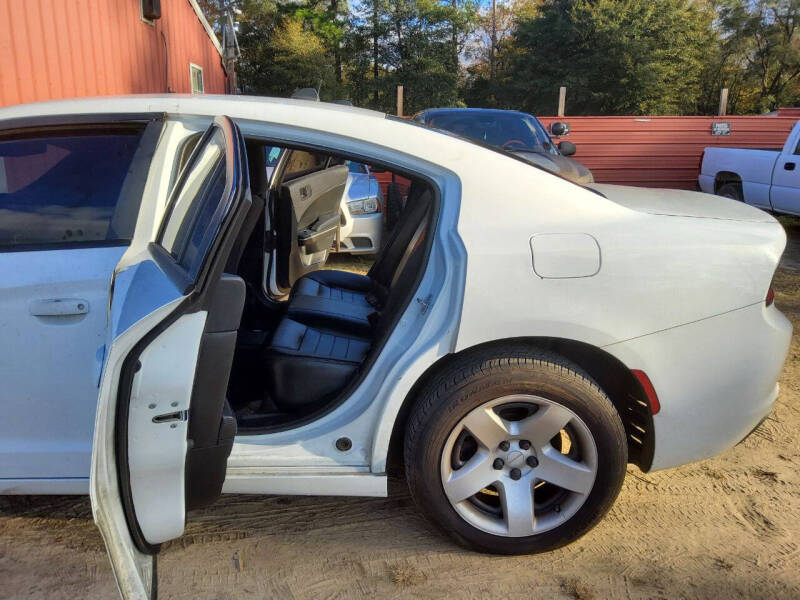 2015 Dodge Charger null photo 10