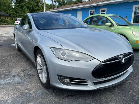 2014 Tesla Model S P85