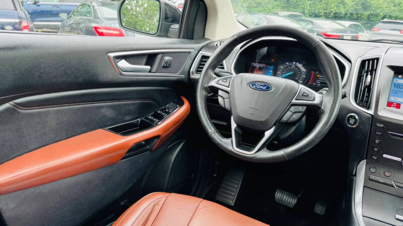 2016 Ford Edge Titanium