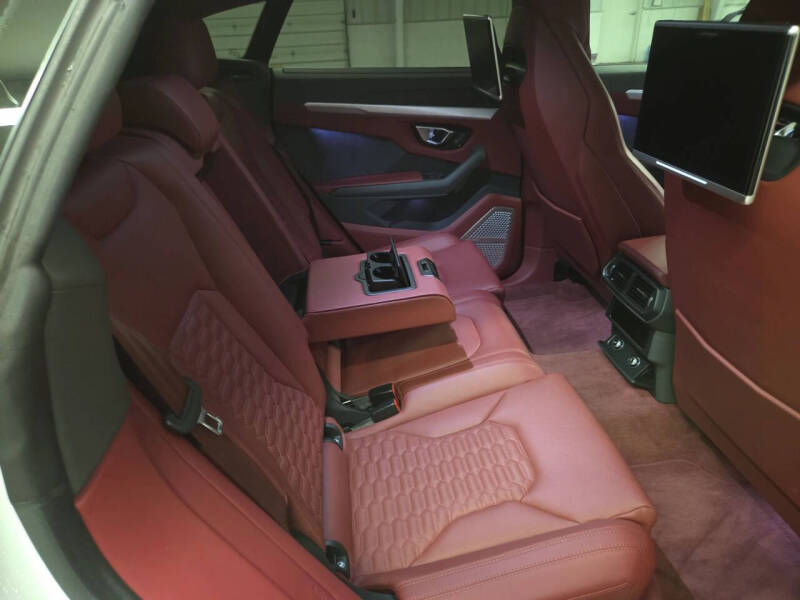 2020 Lamborghini Urus