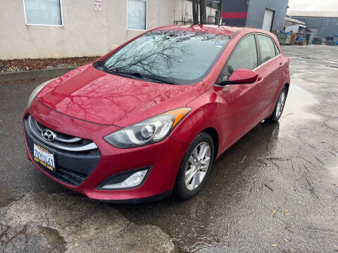 2015 Hyundai Elantra GT for sale at Darabi Auto Sales in Sacramento CA