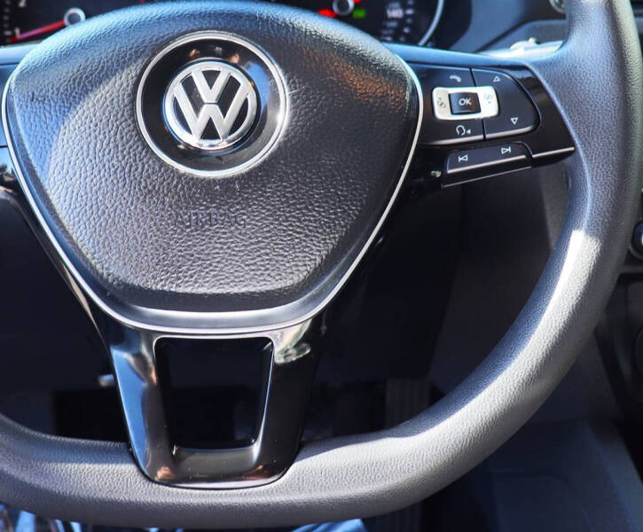 2015 Volkswagen Jetta