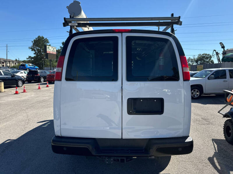 2018 Chevrolet Express 2500