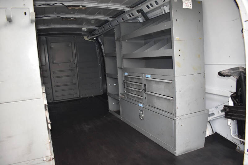 2015 Chevrolet Express Cargo Work Van photo 44