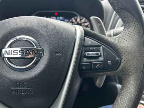 2017 Nissan Maxima 3.5 SR