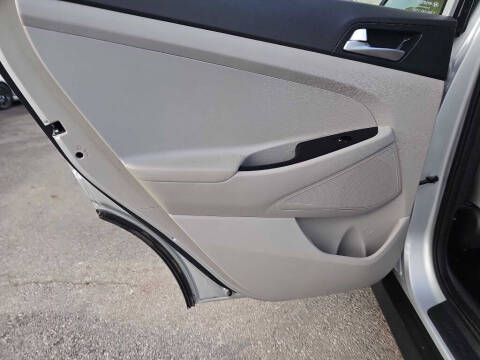 2019 Hyundai Tucson SE