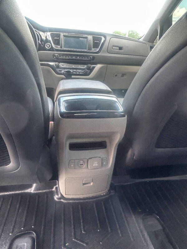 2016 Kia Sedona SX