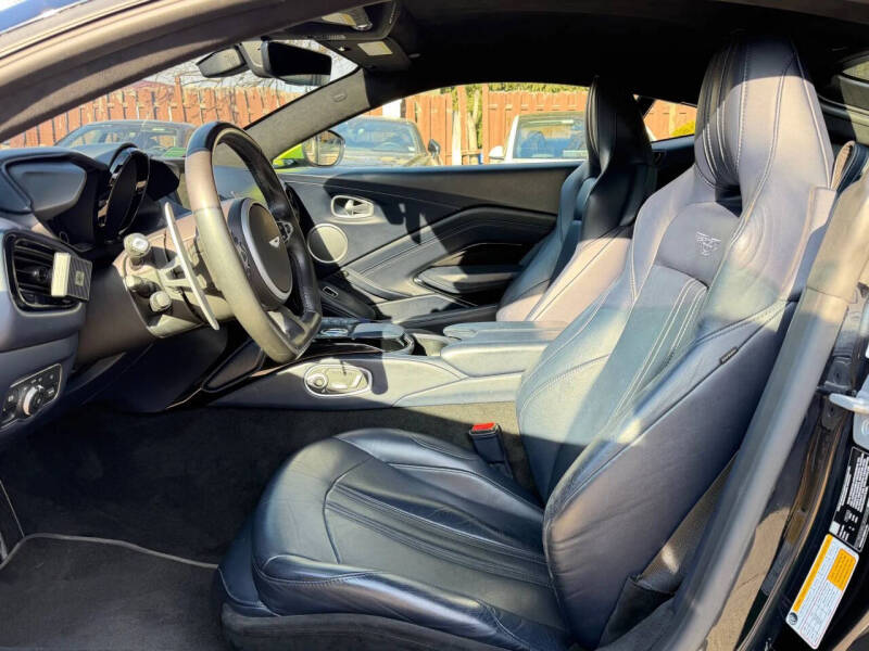 2020 Aston Martin Vantage