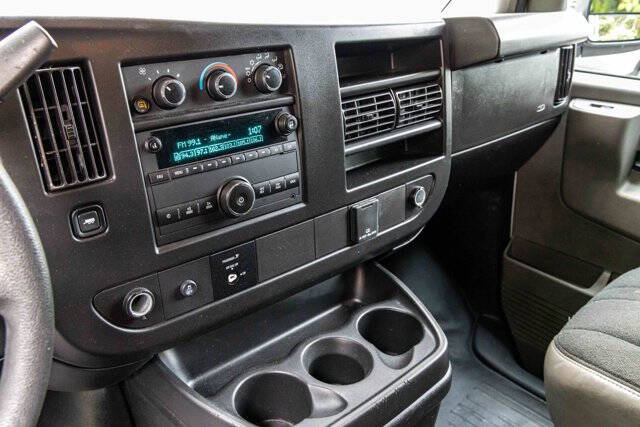 2023 GMC Savana 2500