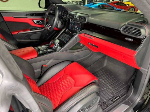 2022 Lamborghini Urus