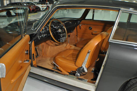 1966 Aston Martin DB6