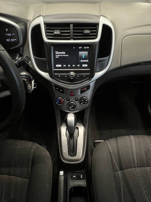 2017 Chevrolet Sonic LT Auto