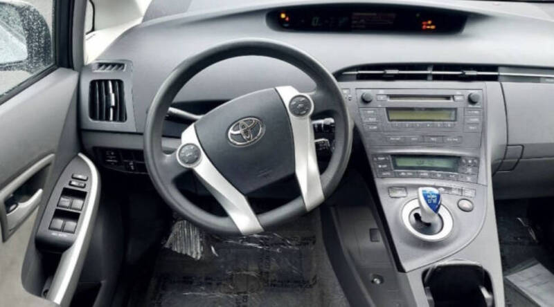 2010 Toyota Prius IV