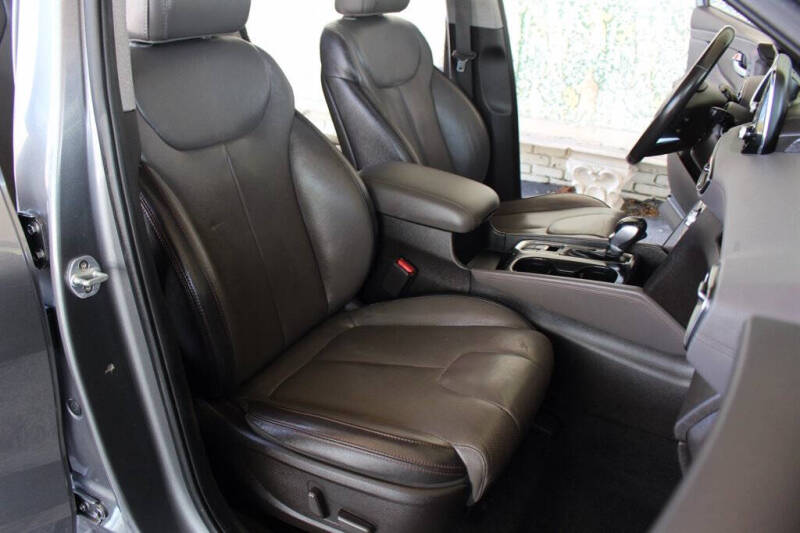 2019 Hyundai Santa Fe Ultimate 2.4L