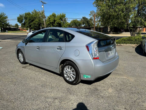 2015 Toyota Prius Plug-in Hybrid