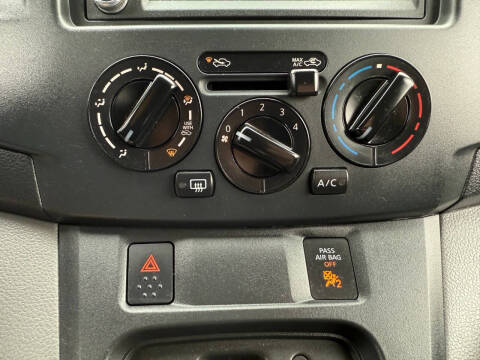 2021 Nissan NV200 SV