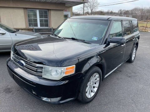 2009 Ford Flex for sale at Auto Outlet of Trenton in Trenton NJ