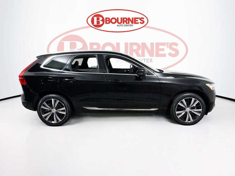 2023 Volvo XC60 B5 Plus Bright Theme