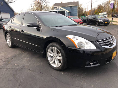 2012 Nissan Altima for sale at COMPTON MOTORS LLC in Sturtevant WI