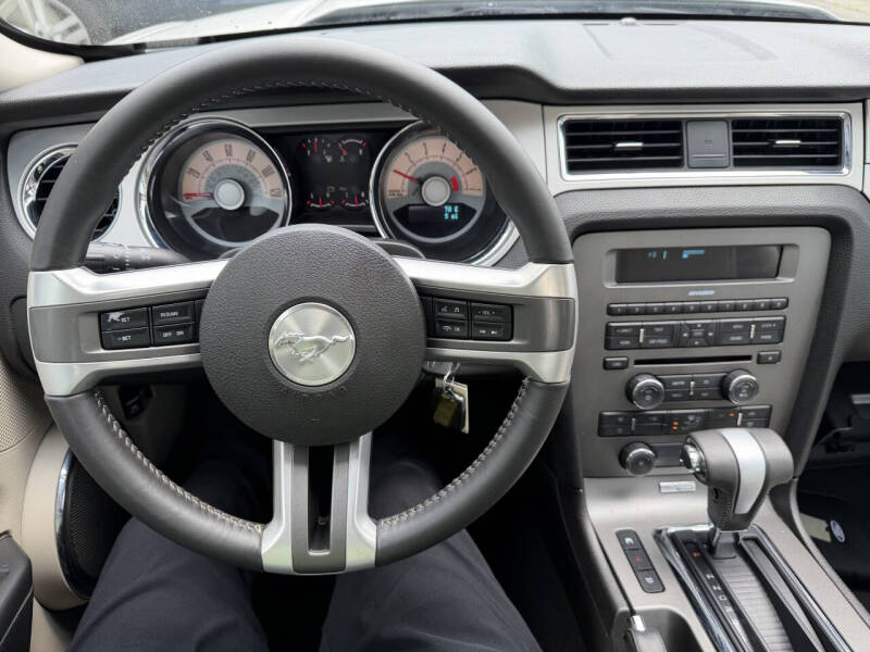 2010 Ford Mustang