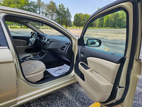 2011 Chrysler 200 Touring