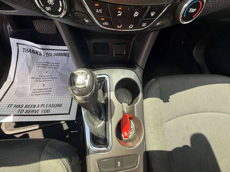 2017 Chevrolet Cruze LT Auto