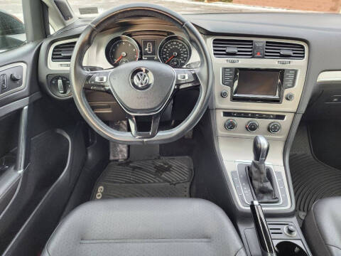 2015 Volkswagen Golf TSI SEL