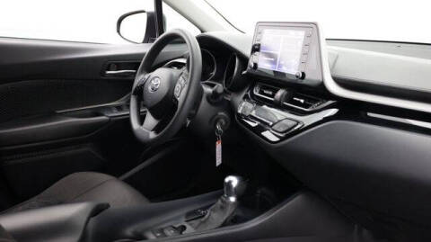 2021 Toyota C-HR LE