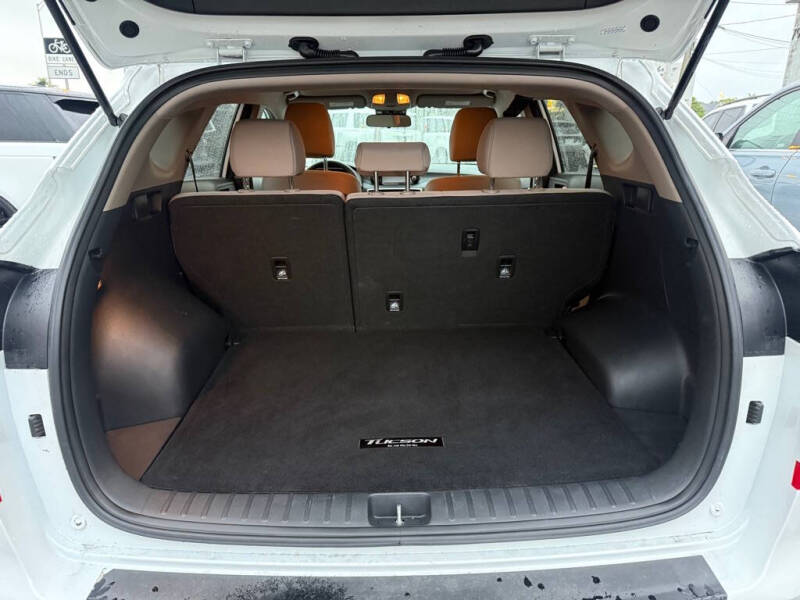 2021 Hyundai Tucson SE