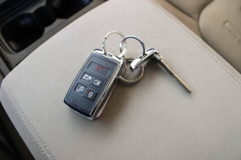 2021 Land Rover Defender 110 SE