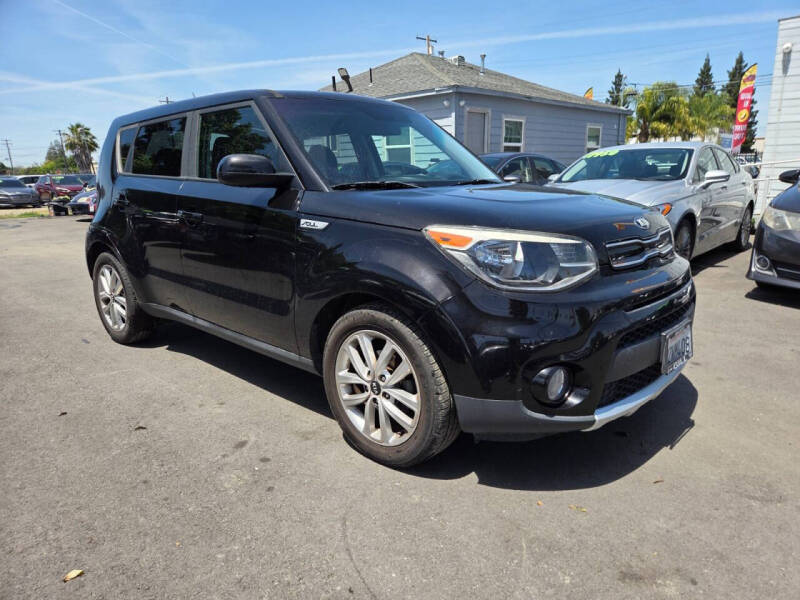 2018 Kia Soul +