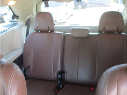 2020 Toyota Sienna Limited Premium 7-Passenger