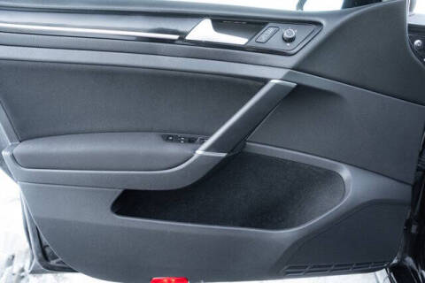 2017 Volkswagen Golf GTI S