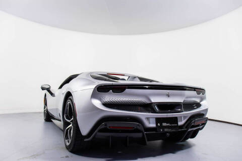 2025 Ferrari 296 GTS