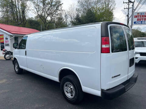 2017 Chevrolet Express 2500