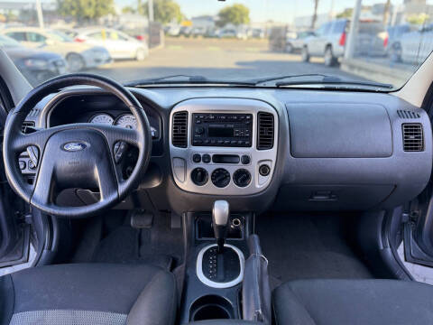2007 Ford Escape XLT