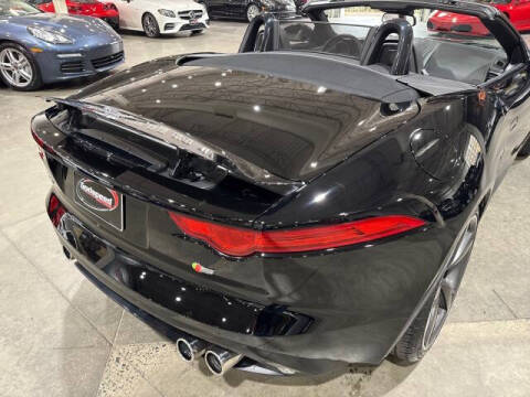 2014 Jaguar F-TYPE V8 S