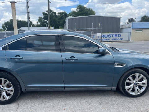 2010 Ford Taurus SEL
