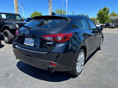 2016 Mazda MAZDA3 s Grand Touring