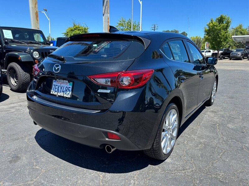 2016 Mazda MAZDA3 s Grand Touring