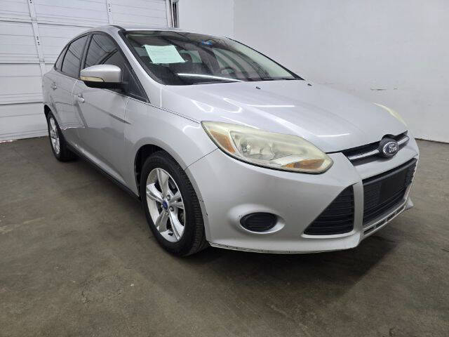 2013 Ford Focus SE's photo