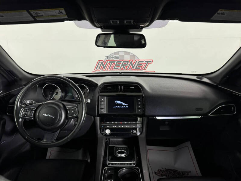 2017 Jaguar F-PACE 35t Premium