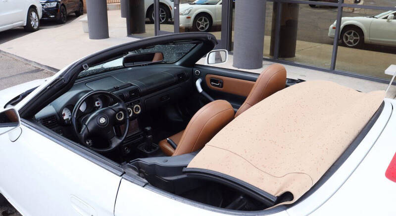 2004 Toyota MR2 Spyder